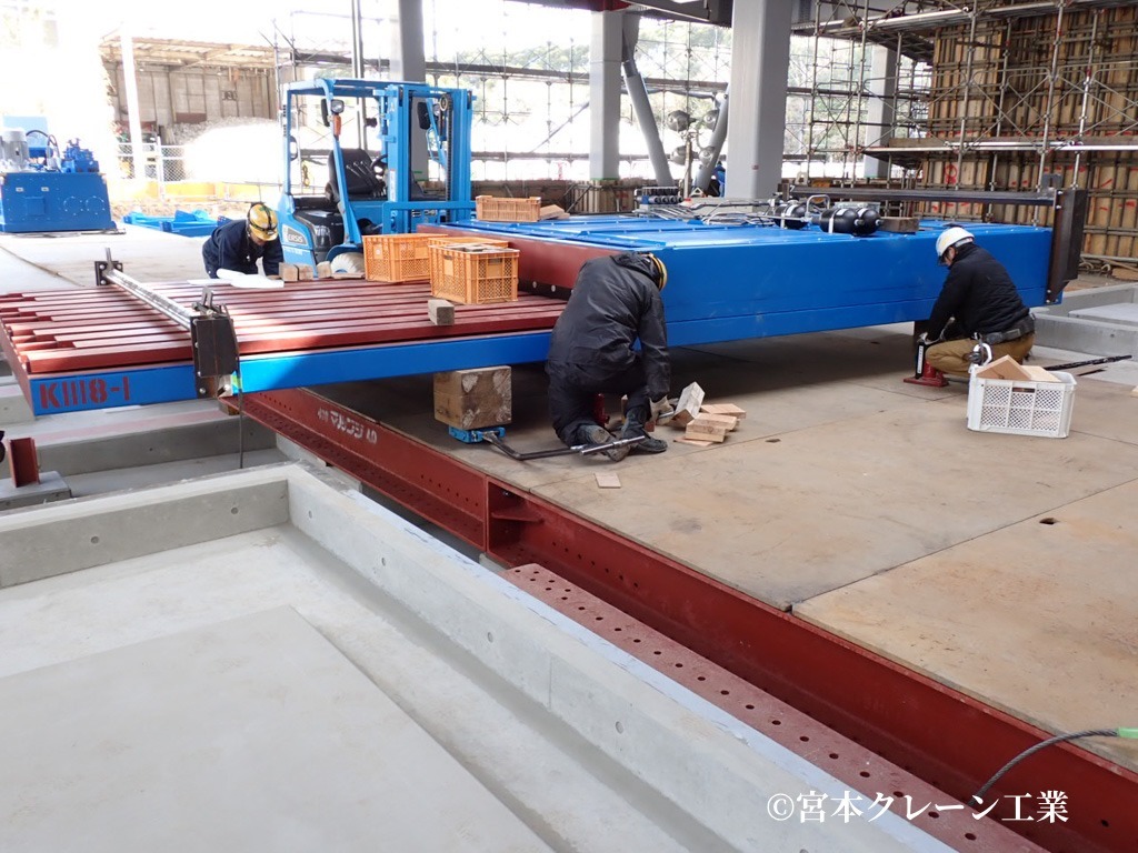 宮本クレーン工業施工実績写真（鹿島可燃ゴミ中継センター）